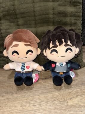 Youtooz Heartstopper Nick & Charlie Lot of 2 9” Plush New W Tags Heartstopper